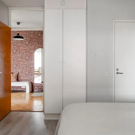Cozy Near Centrum, Free Parking Apartment